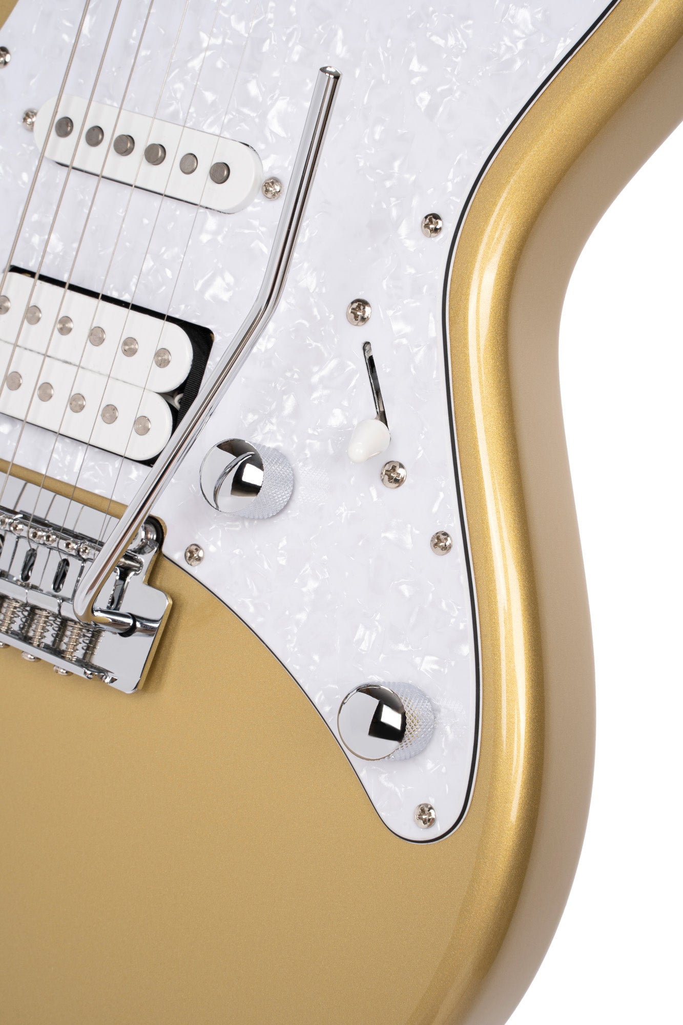 G250, corps tilleul, manche érable, touche jatoba, 1 micro double et 2 simples Cort Alnico V, trémolo, champagne or métallisé