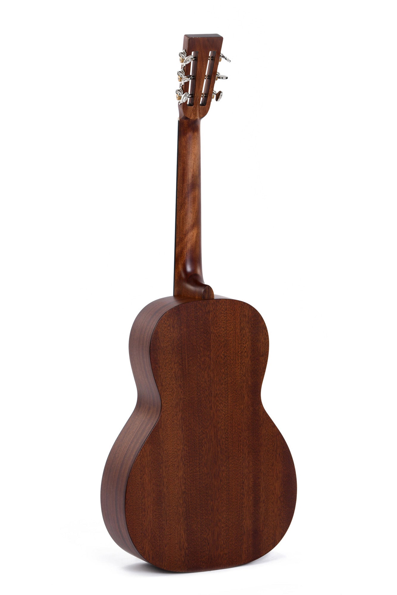 Modèle 00M-15S, Forme 00, table acajou massif, f/e acajou, touche & chevalet micarta, tête ajourée, naturel satiné