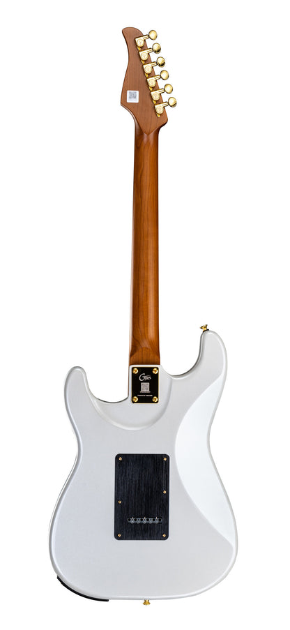 GTRS S900, corps tilleul, manche érable torréfié, touche palissandre, micros et processeur GTRS, pearl white