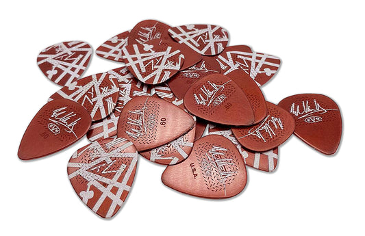 Sachet de 24 médiators EVH SHARK GUITAR MAX-GRIP Nylon 0.60 mm (graphisme rouge à bandes blanches)